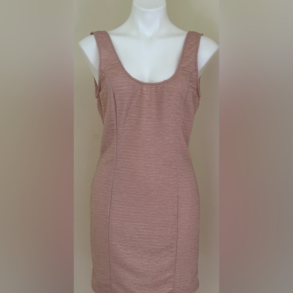 CHARLOTTE RUSSE Pink/Gold Shimmer Sleeveless, Open Back Dress Sz. L